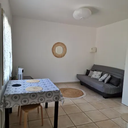 Lägenhet Avec Jardin Au Calme - Wi-fi *