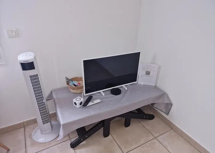 Avec Jardin Au Calme - Wi-fi Lägenhet Saint-Georges-dʼOrques